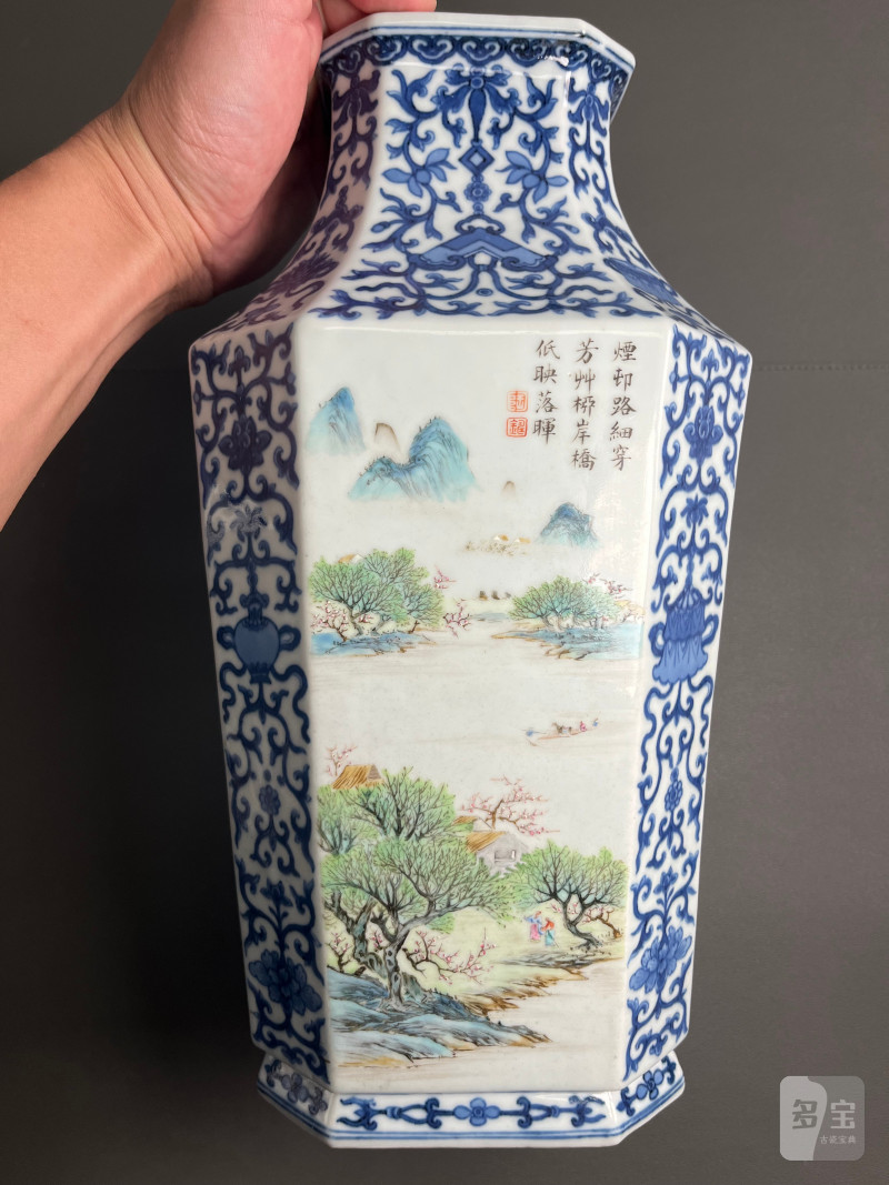 清乾隆  青花八吉祥开光洋彩“四时燕居”图诗文八方瓶 - 图5